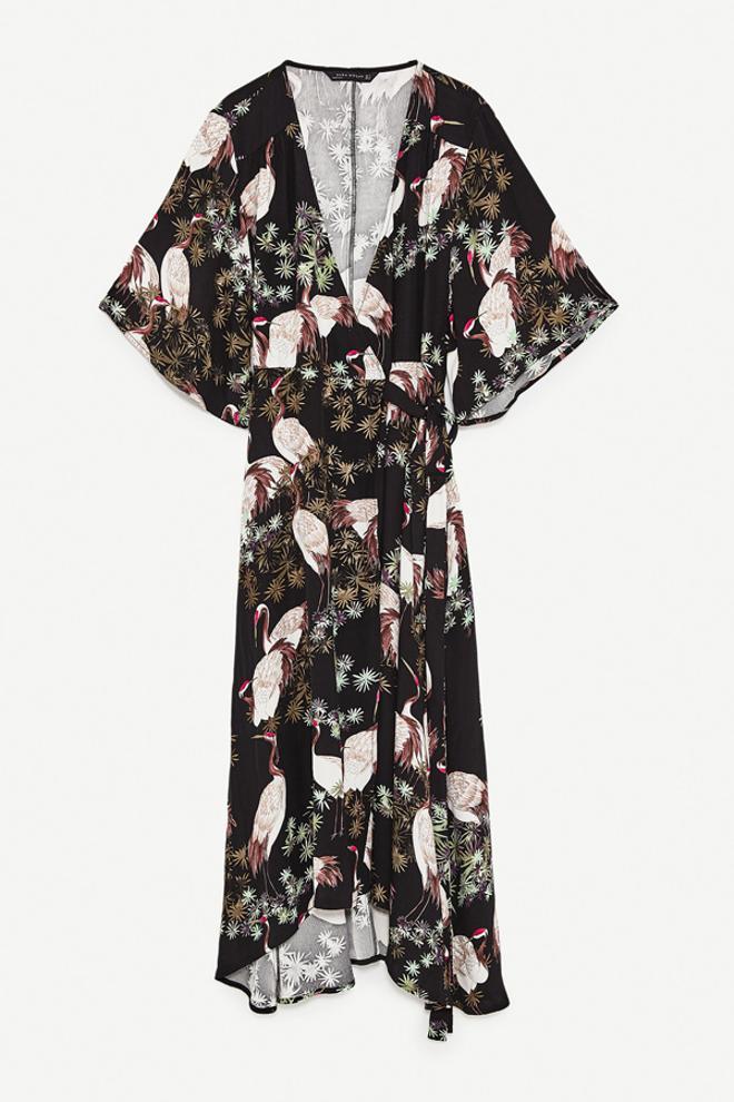 Los vestidos imprescindibles de las rebajas de Zara: wrap dress estampado