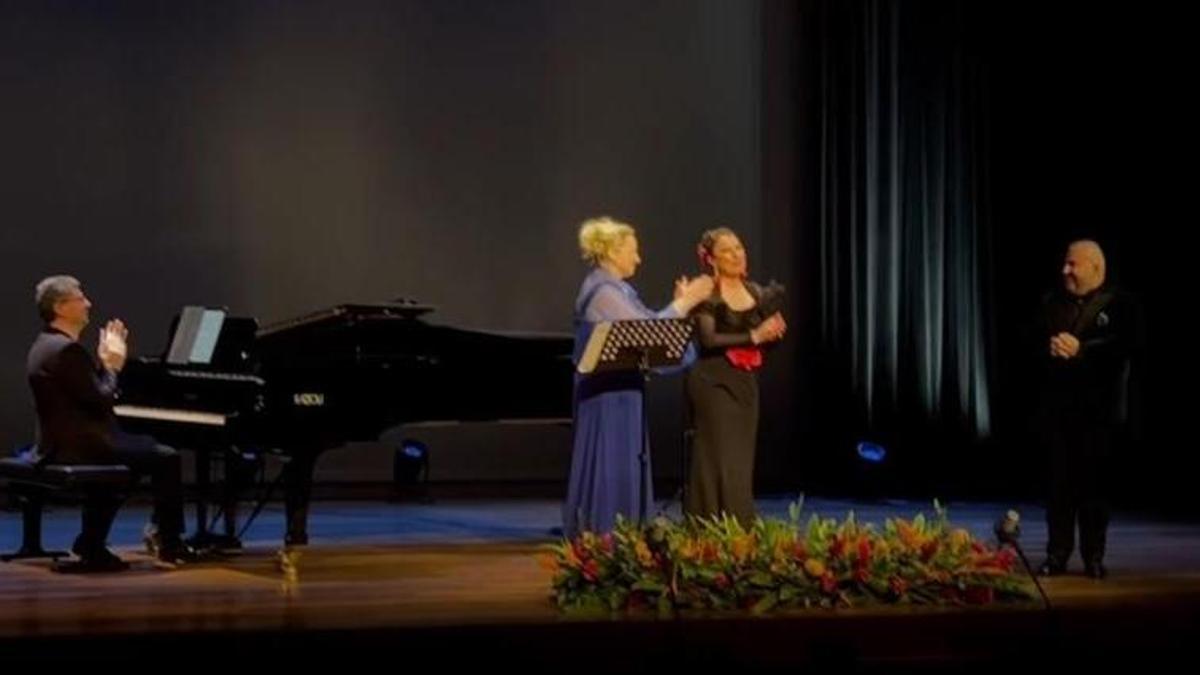 Luis Santana, en el Teatro Nacional de Costa Rica.