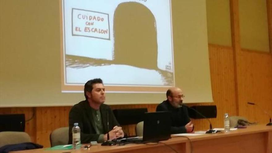 Alberto Sabio recuerda en Ejea el periodo de la Transición española