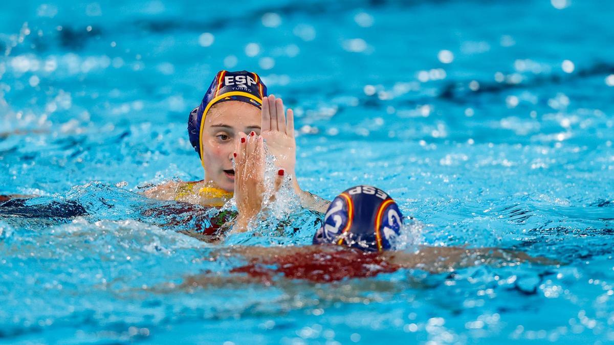 Elena Ruiz, jugadora de la selección española de waterpolo, en estos Juegos.