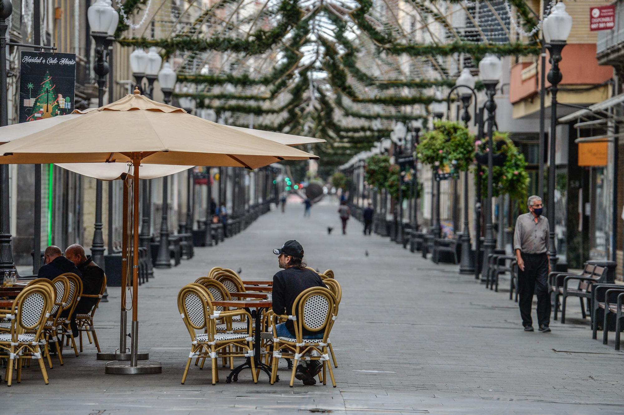 Así de vacía amaneció Las Palmas de Gran Canaria este 2021