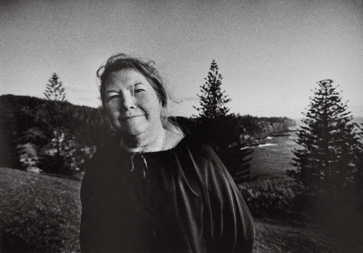Colleen McCullouhg.