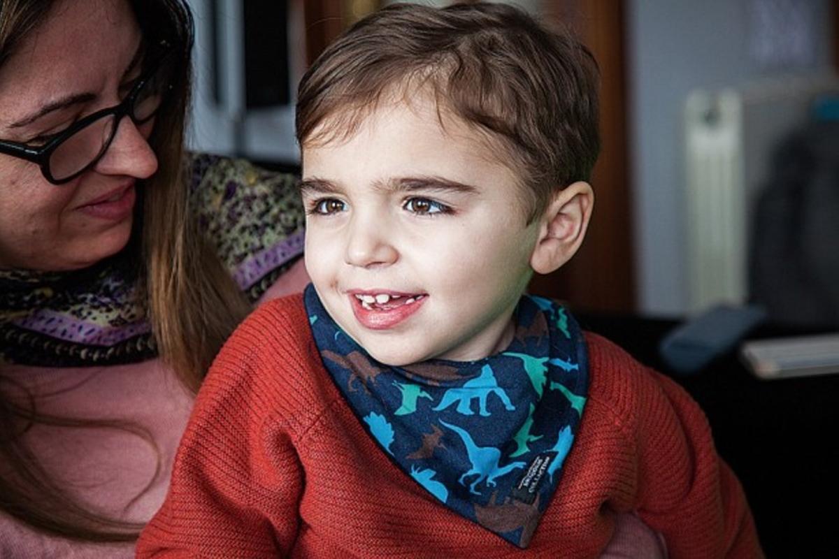 Aleix Merino, malalt de Tay-Sachs. Aleix Merino, malalt de Tay-Sachs.