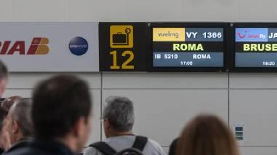 Vueling recupera la normalidad pero con retrasos en sus vuelos