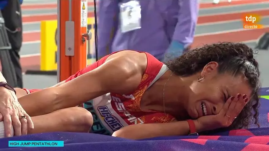 María Vicente, tras romperse el tendón de Aquiles en el pentatlón: "No, por favor, otra vez no. Por favor"