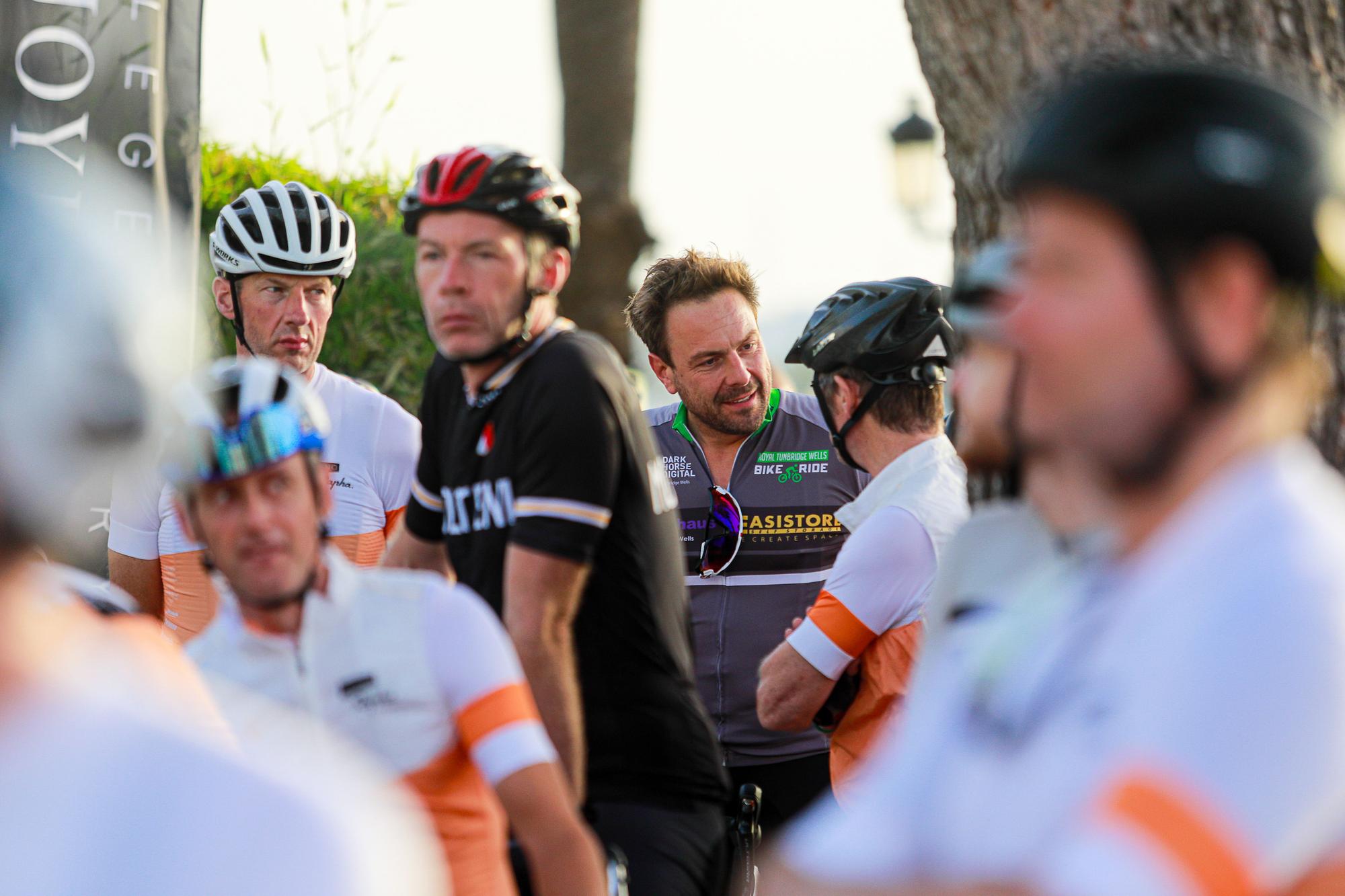 Ibiza acoge un evento ciclista que reúne a leyendas del ciclismo