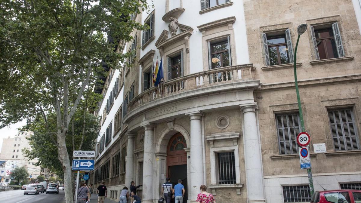 Exterior de la sede judicial de Vía Alemania, en Palma.