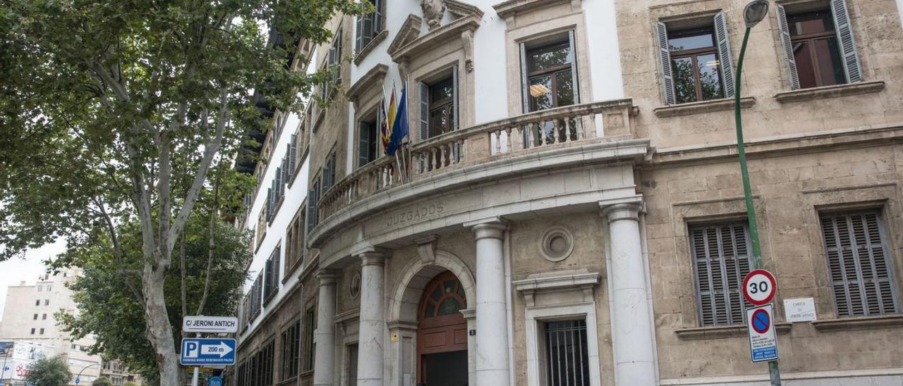 Exterior de la sede judicial de Vía Alemania, en Palma.