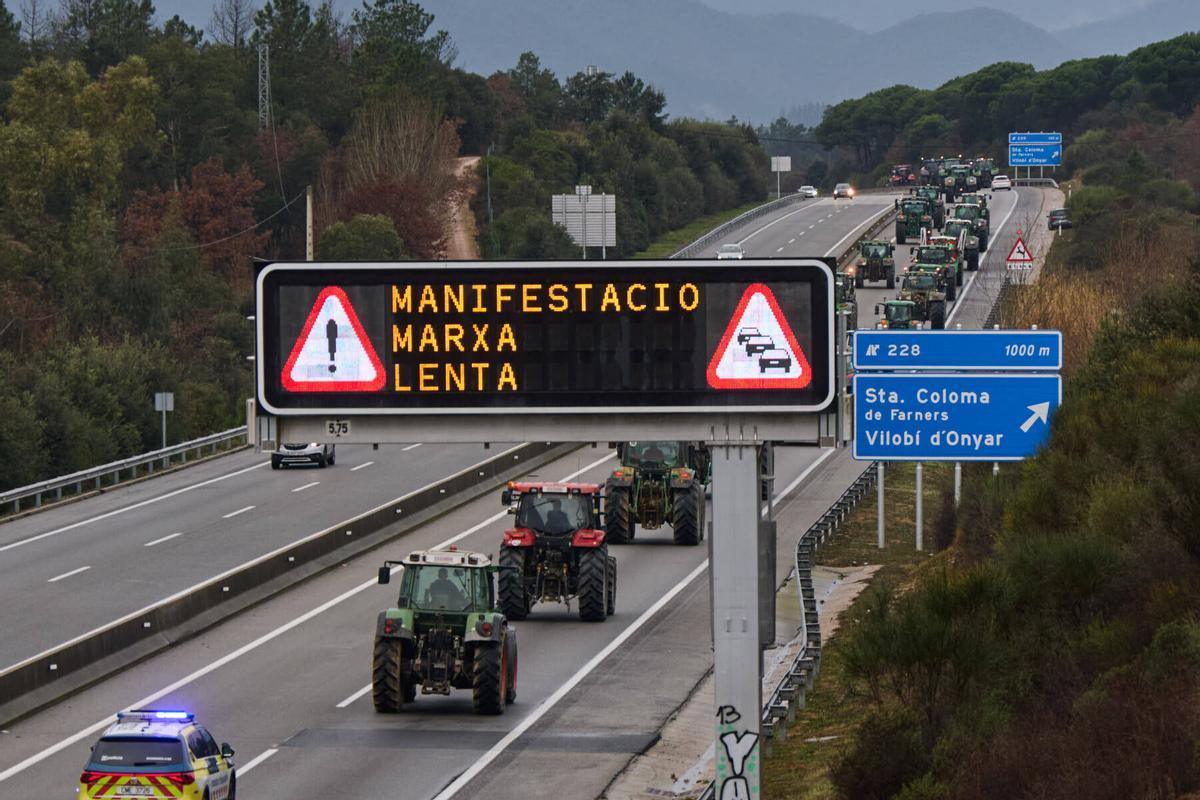 Tractorada a l´Eix Transversal