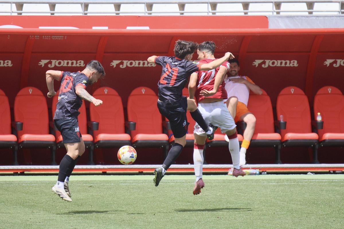 Las mejores imágenes del partido entre el Real Murcia Imperial y el Olímpico de Totana