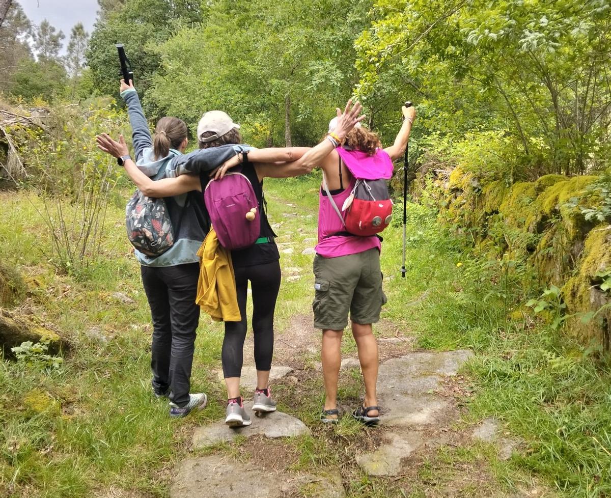 Participantes en la Ruta Jacobea organizada por Alcohólicos Anónimos.