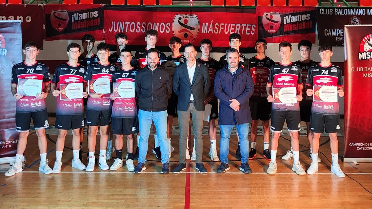 Uno de los equipos de balonmano durante la presentación en Mislata