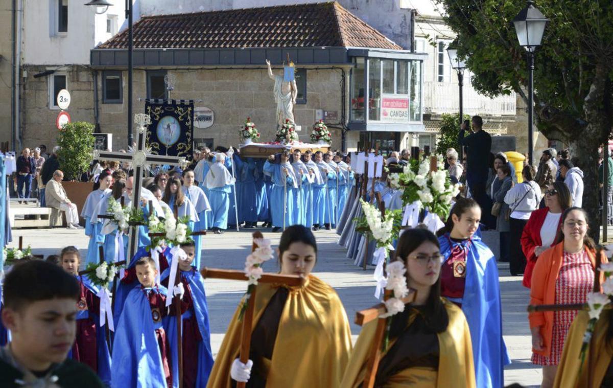 Destacan la creciente presencia de jóvenes en las procesiones. | G.NÚÑEZ
