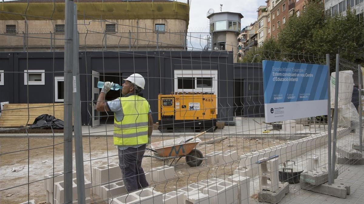 zentauroepp39865258 barcelona 30 08 2017 nuevas escuelas municipales en barracon190430192322