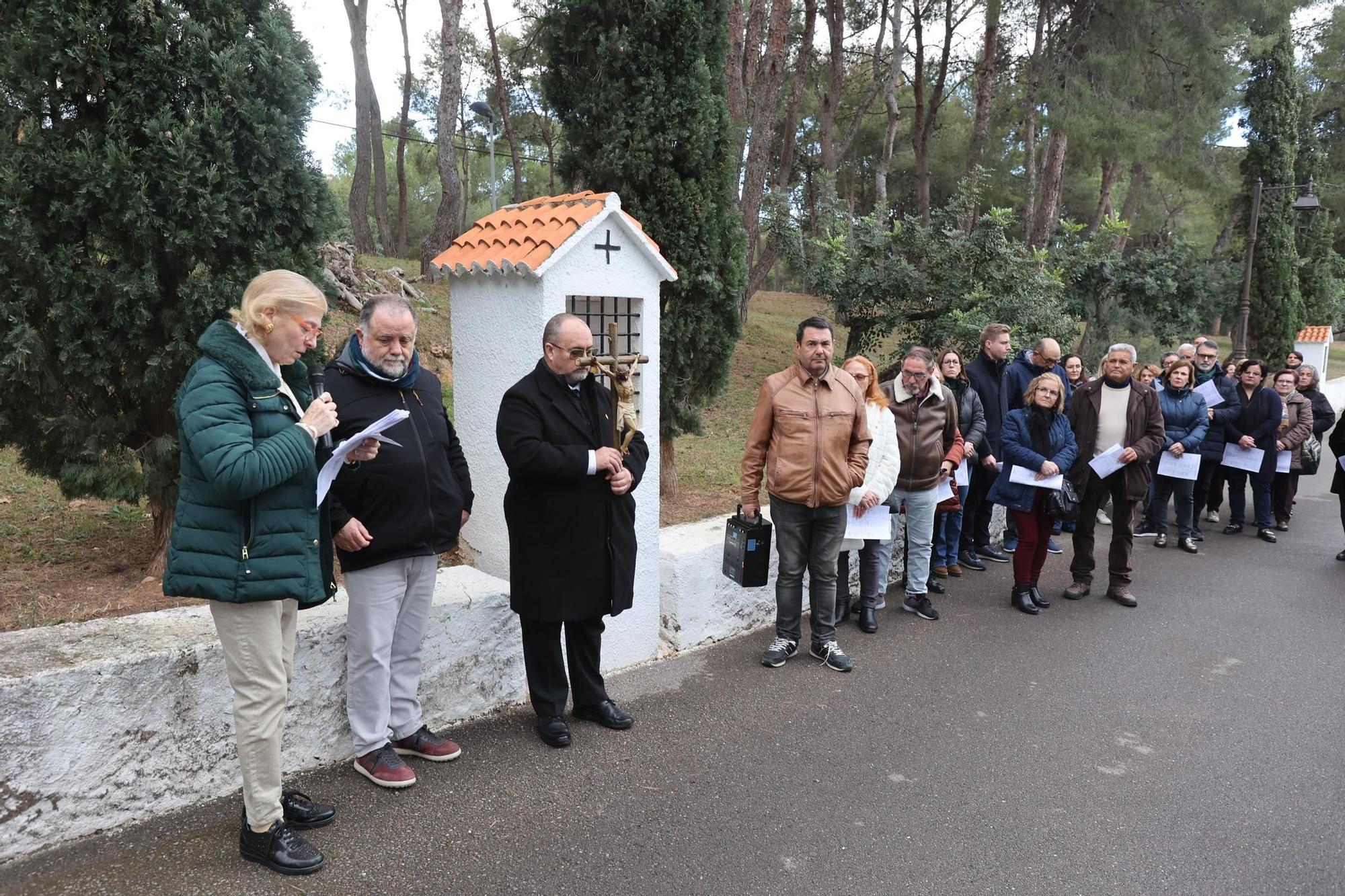Fotos del vía crucis por el calvario de la ermita del Termet en Vila-real