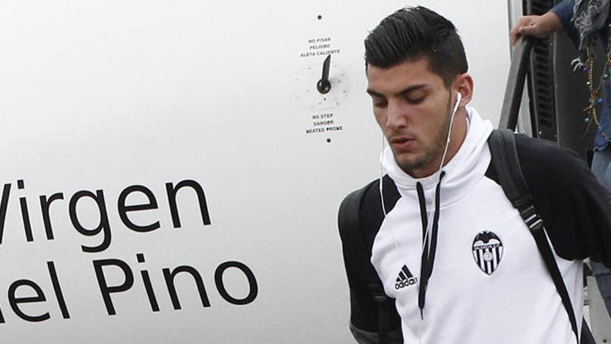 Caso Rafa Mir: Reunión entre el Valencia CF y su representante