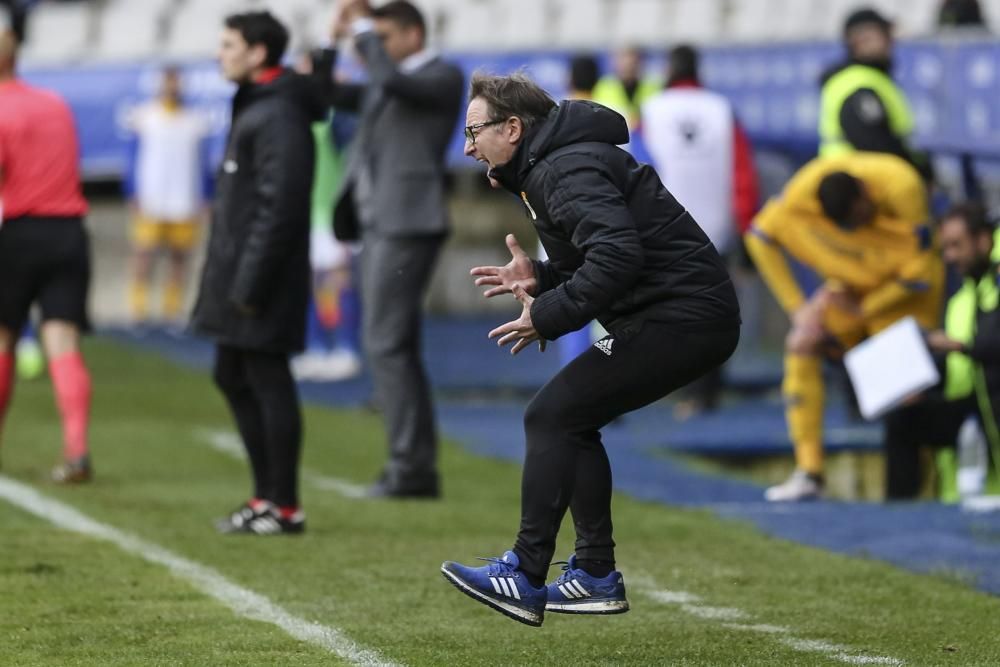 El partido entre el Oviedo y el Alcorcón, en imágenes