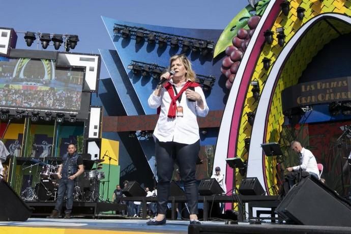 24.02.19. Las Palmas de Gran Canaria. Carnaval 2019. Carnaval de día en el Parque de Santa Catalina, concierto de Manny Manuel . Foto Quique Curbelo  | 24/02/2019 | Fotógrafo: Quique Curbelo