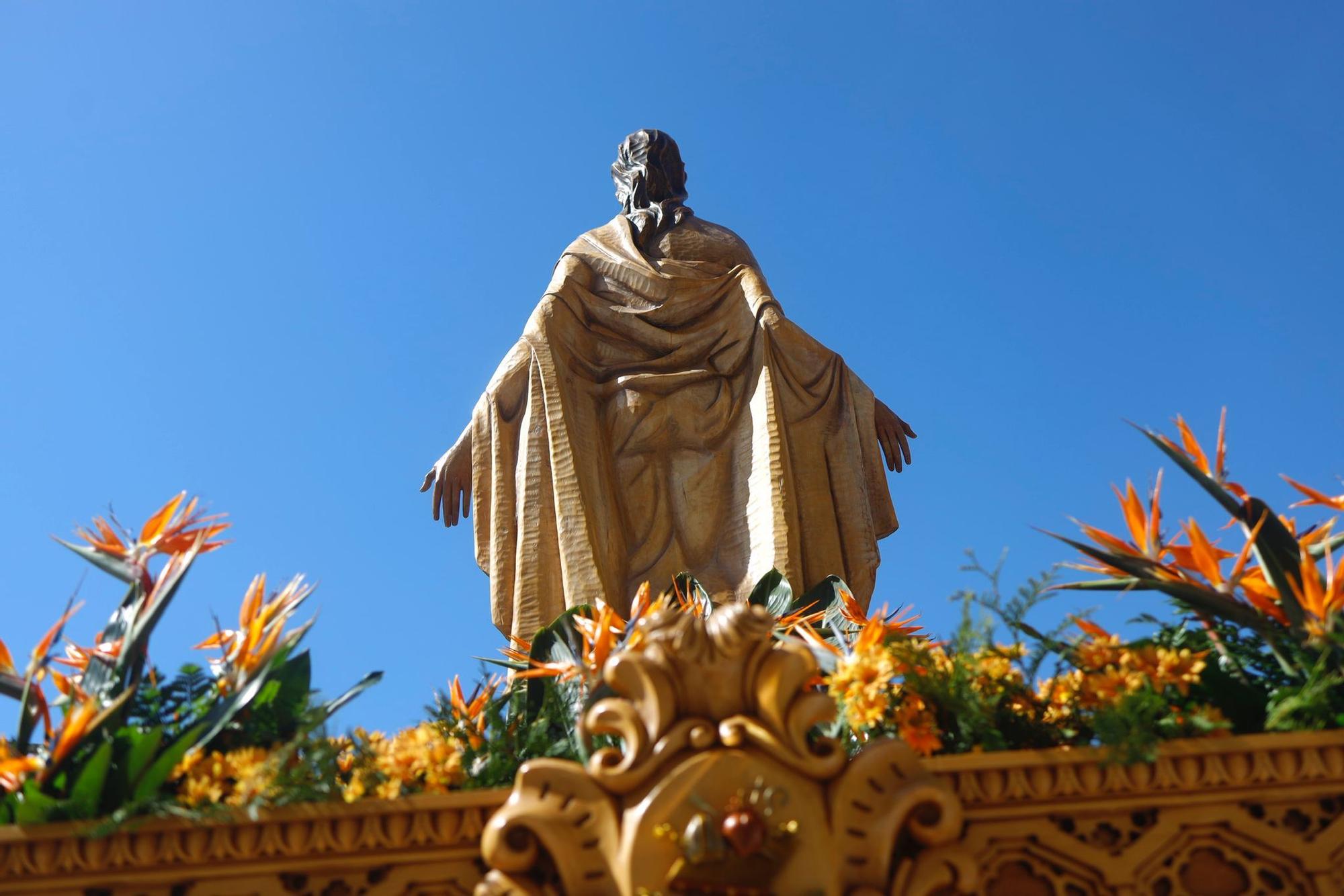 En imágenes | Procesión del Domingo de Resurrección en Zaragoza