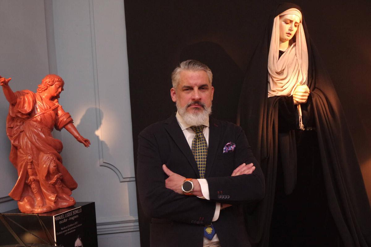 El imaginero cordobés Manuel Luque Bonillo regresa en plena madurez artística a Puerta Oscura a exponer una muestra de su obra