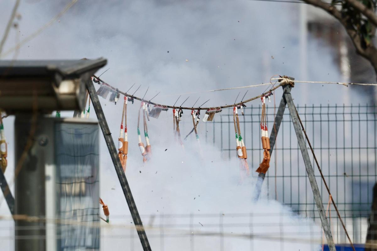 Las imágenes de la mascletà de Hermanos Ferrández en la Magdalena 2026