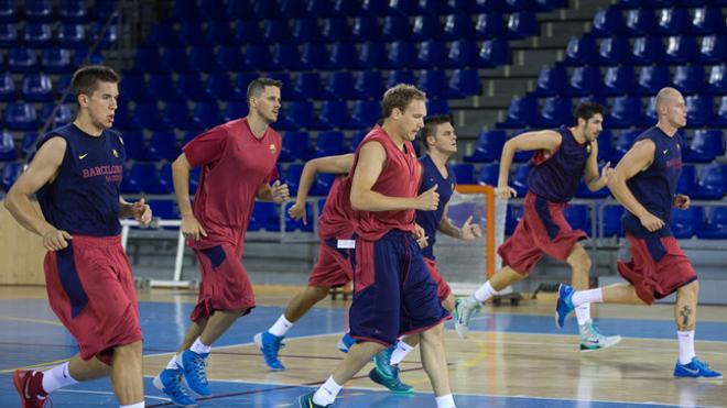 REVISIÓN MÉDICA Y PRIMER ENTRENAMIENTO FCBARCELONA BALONCESTO 2014/15