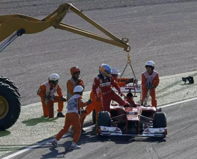 La salida de Alonso en el circuito de Suzuka