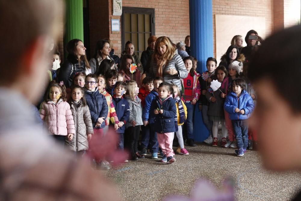 Día de la Paz en los colegios avilesinos.