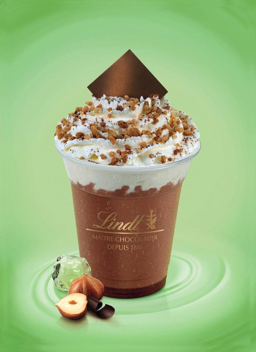 Bebida fría de chocolate Lindt con avellanas