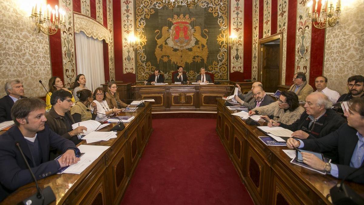 Barcala reunió en 2019 al Consejo Social, a petición de Guanyar, para aprobar el Presupuesto