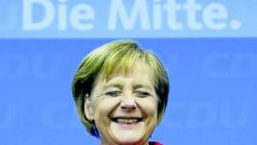 Merkel dará un giro a la derecha en Alemania apoyada en los liberales