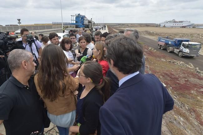 Visita de la ministra Ana Pastor a las naves del ...