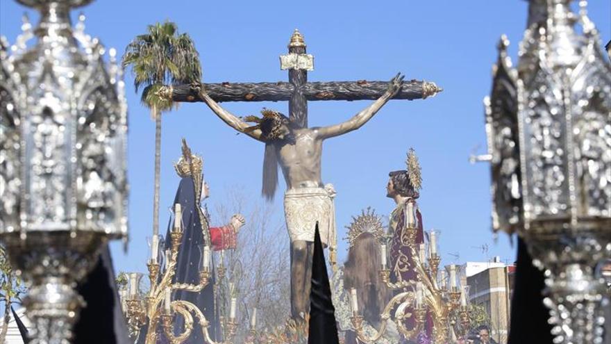 El Cristo de Gracia preside esta tarde el vía crucis de las cofradías