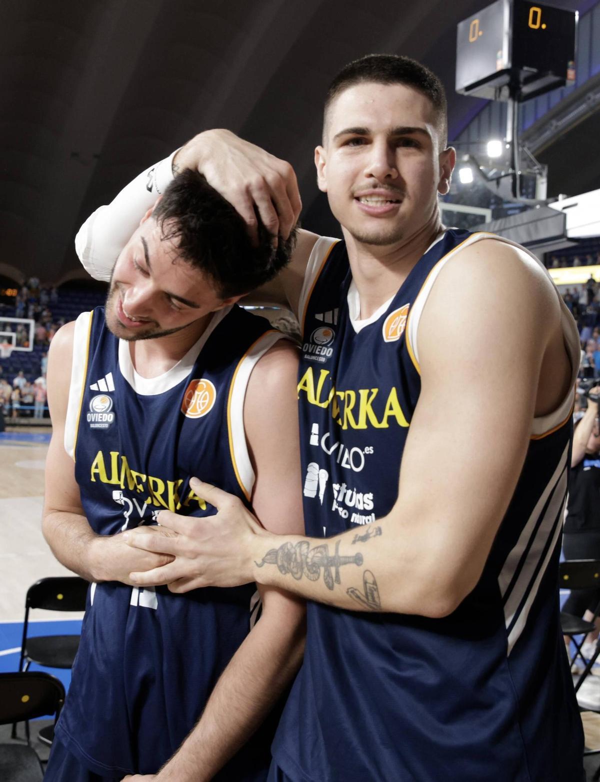 El Alimerka Oviedo Baloncesto se impone al Inveready Gipuzkoa en una noche para la historia y luchará por el ascenso a la ACB