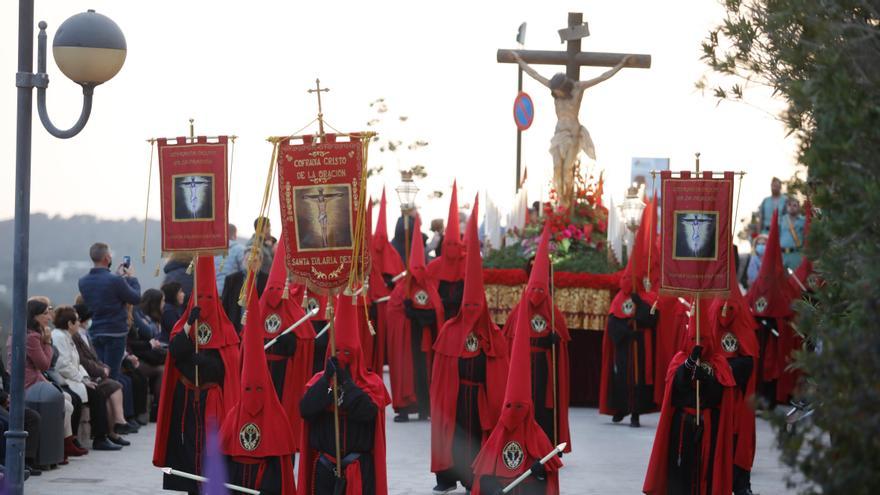 Procesión De Viernes Santo En Santa Eulària