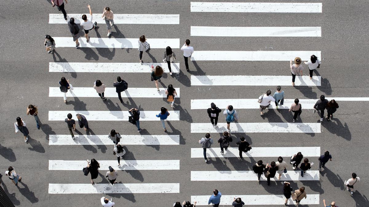 La tecnología 5G supone un aumento de la velocidad, mejora de latencia o tiempo de respuesta y un menor consumo de energía.