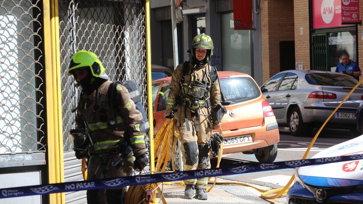 Incendio en la calle Cortes de Aragón de Zaragoza