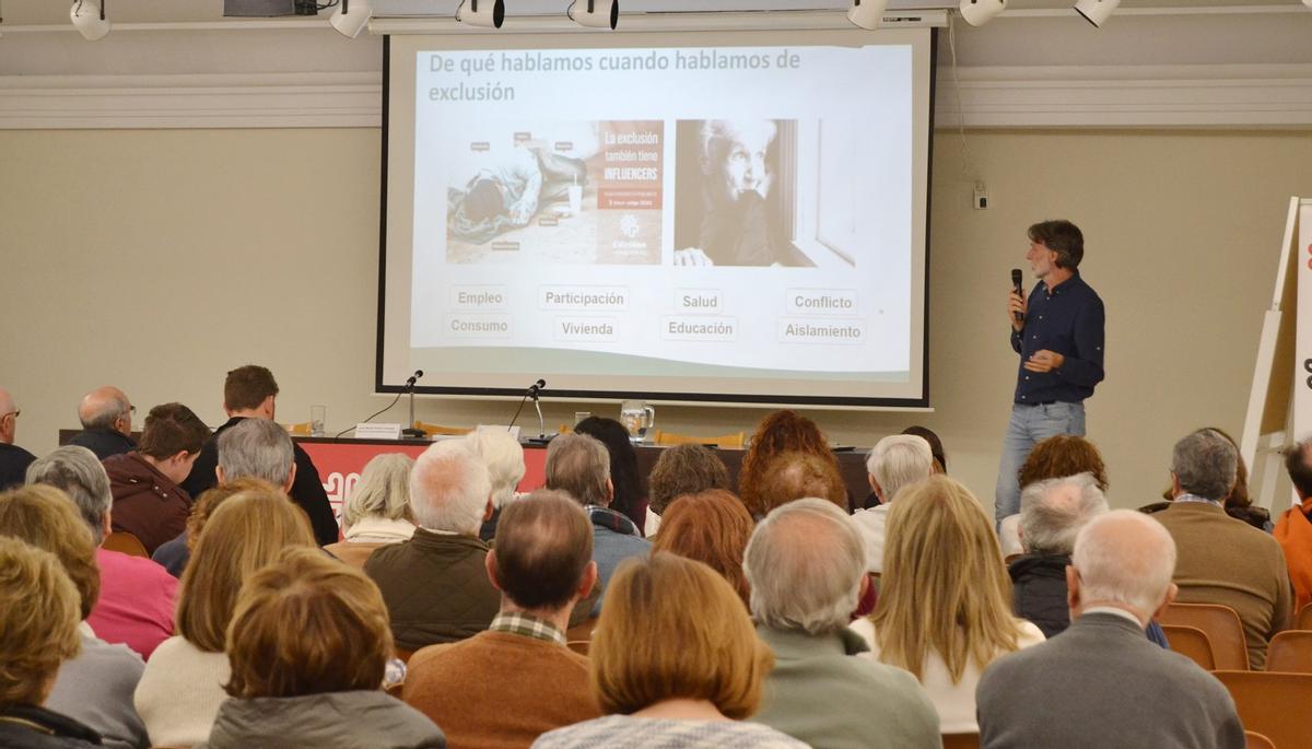 El estudio ha sido desglosado en Málaga por el miembro del comité técnico de FOESSA y coordinador del estudio, Daniel Rodríguez de Blas.