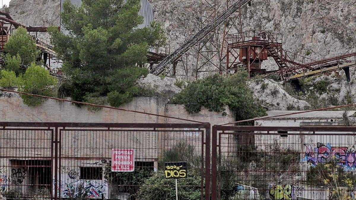 Palma tasará las canteras de Establiments para estudiar su compra o expropiación.