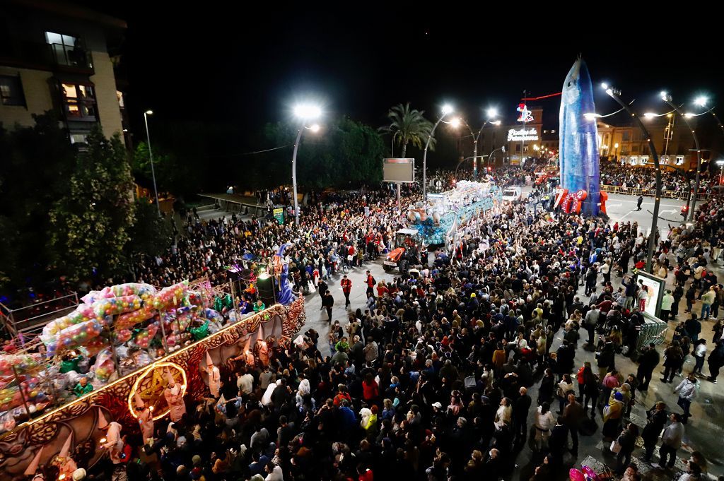 El desfile del Entierro de la Sardina y la quema, en imágenes