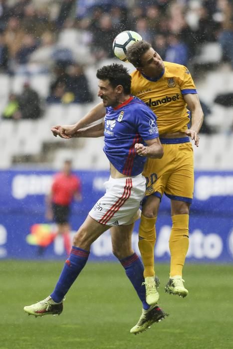 El partido entre el Oviedo y el Alcorcón, en imágenes