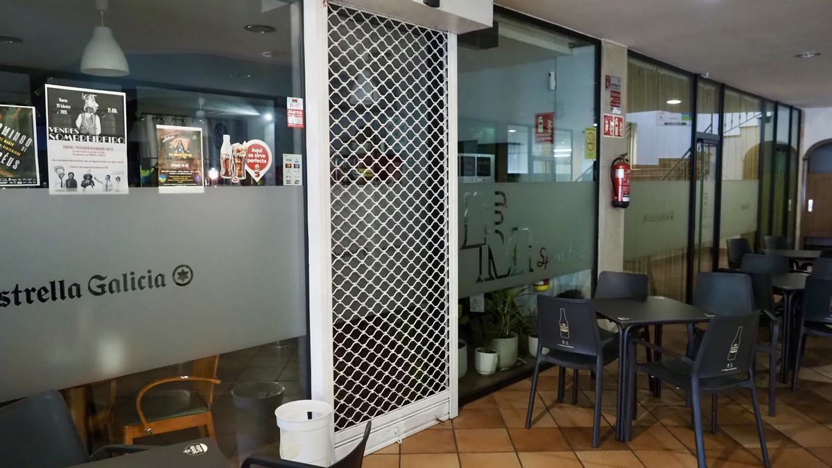 Asaltan El Bar De Las Galer as Parque De Silleda Y Se Llevan El Dinero asaltan-el-bar-de-las-galer-as-parque-de-silleda-y-se-llevan-el-dinero