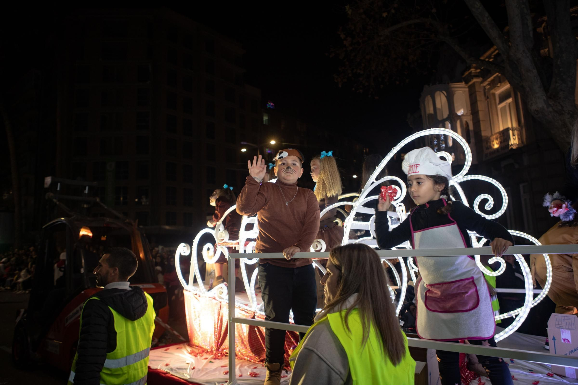 Los Reyes Magos emocionan en Cartagena