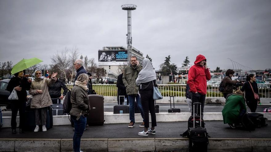 Operación policial en el aeropuerto parisino de Orly