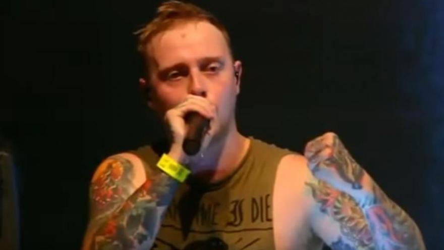 El cantante de Architects para un concierto por una agresión sexual