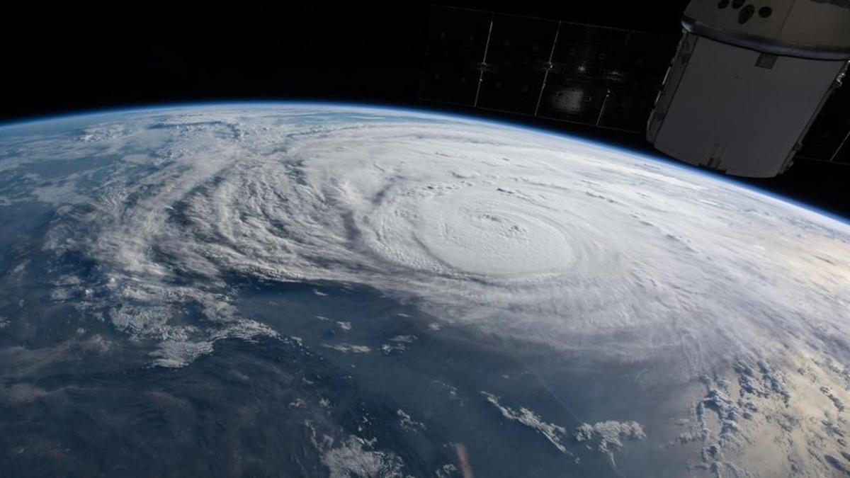Una imagen del un huracán, desde la ISS de la Nasa