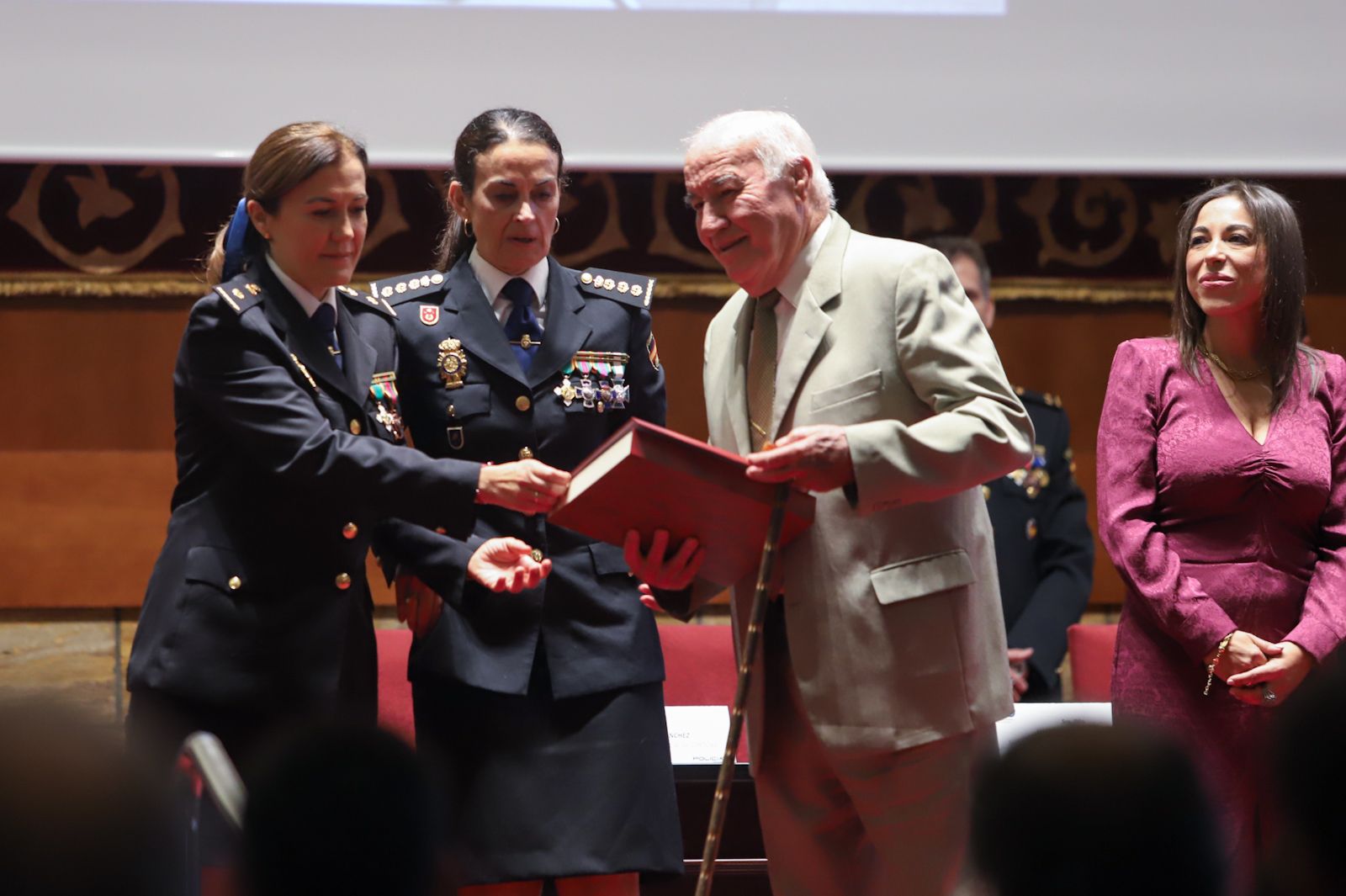 Orgullo y unión en el gran día de la Policía Nacional