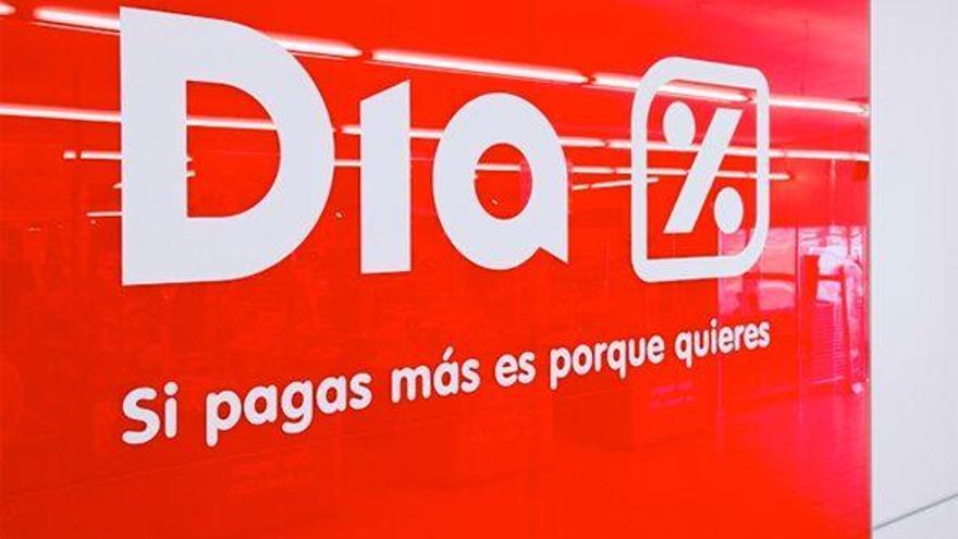 Dia es desploma un 42% després de reduir estimacions per a aquest any