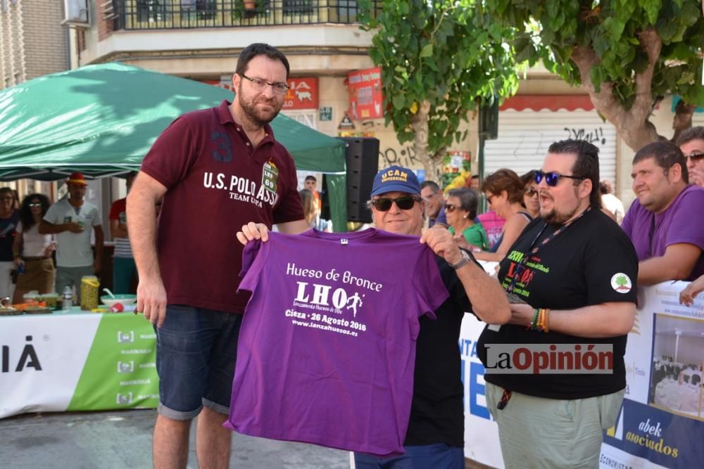 Campeonato Lanzamiento de Huesos de Oliva Cieza 20