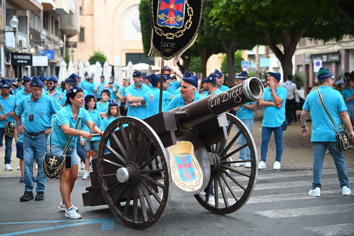 Un recibimiento a las Fiestas de Elche por todo lo alto Un recibimiento a las Fiestas de Elche por todo lo alto